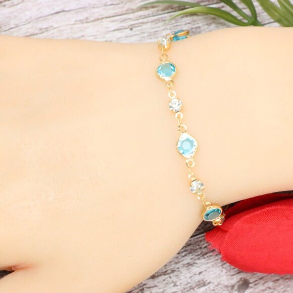 "Trendy Bracelet for Girls & Women – Cute, Adjustable & Gift-Ready | MLCRC1251 - Picture 6 of 10